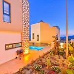Honeymoon With Luxury Indoor And Outdoor Pools In Kalkan Villa *