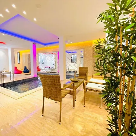 Honeymoon With Luxury Indoor And Outdoor Pools In Kalkan * 카스