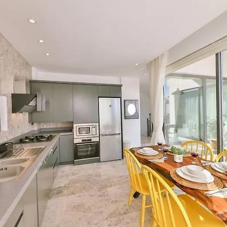 Honeymoon With Luxury Indoor And Outdoor Pools In Kalkan * קס