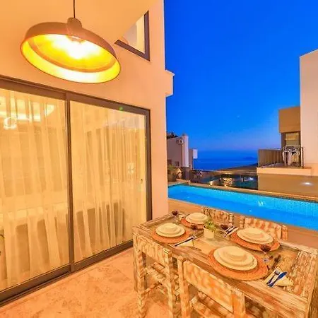 Honeymoon With Luxury Indoor And Outdoor Pools In Kalkan *