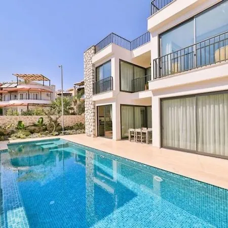 Honeymoon With Luxury Indoor And Outdoor Pools In Kalkan Κας