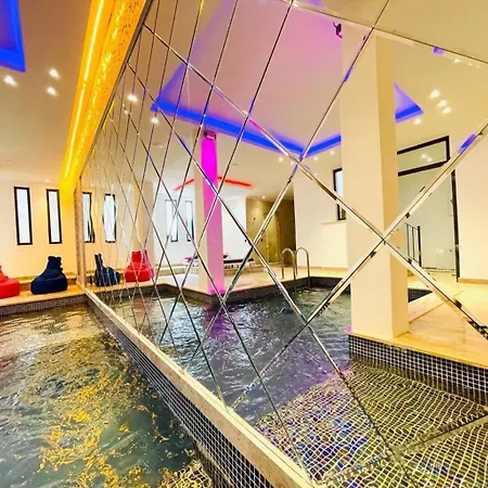 Honeymoon With Luxury Indoor And Outdoor Pools In Kalkan 빌라 카스