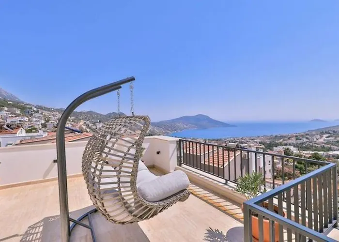 빌라 Honeymoon With Luxury Indoor And Outdoor Pools In Kalkan *