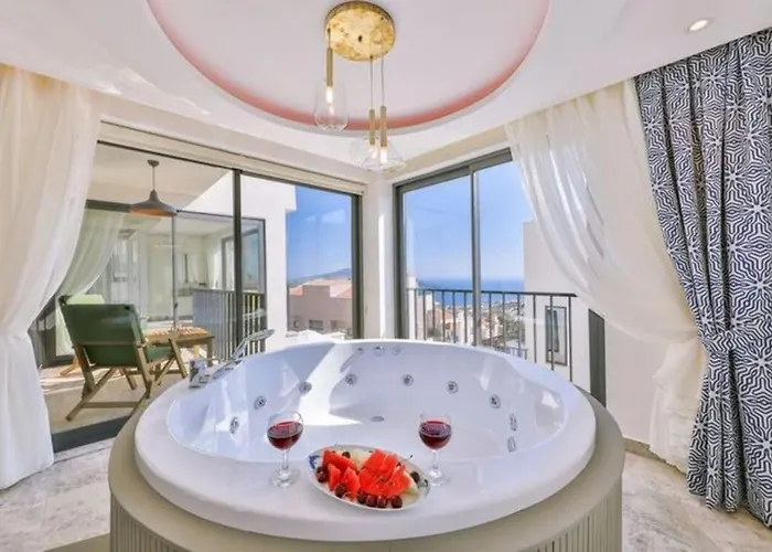 Honeymoon With Luxury Indoor And Outdoor Pools In Kalkan 빌라