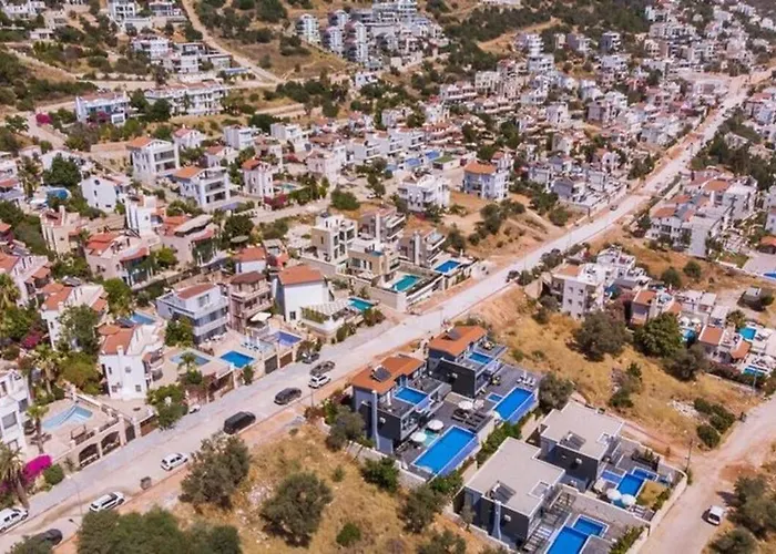 Honeymoon With Luxury Indoor And Outdoor Pools In Kalkan 카스