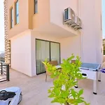 Honeymoon With Luxury Indoor And Outdoor Pools In Kalkan * 카스