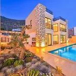 Honeymoon With Luxury Indoor And Outdoor Pools In Kalkan