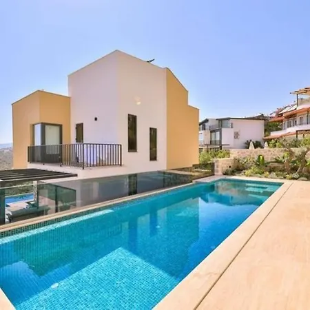 Villa Honeymoon With Luxury Indoor And Outdoor Pools In Kalkan