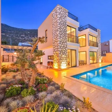 Honeymoon With Luxury Indoor And Outdoor Pools In Kalkan